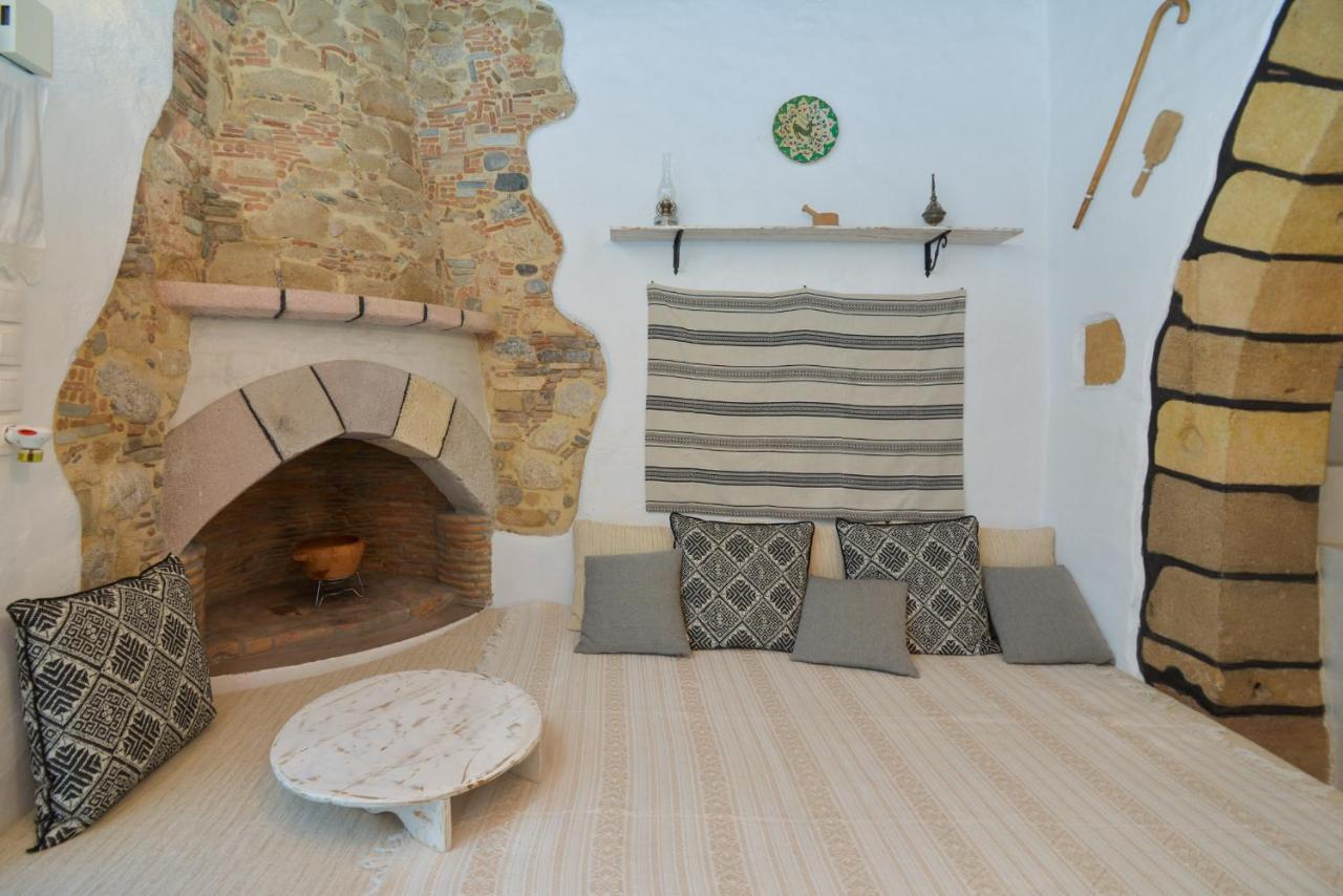 Rhodes Archangelos Traditional In With Private Yard Vakantiehuis Archangelos (Rhodes)