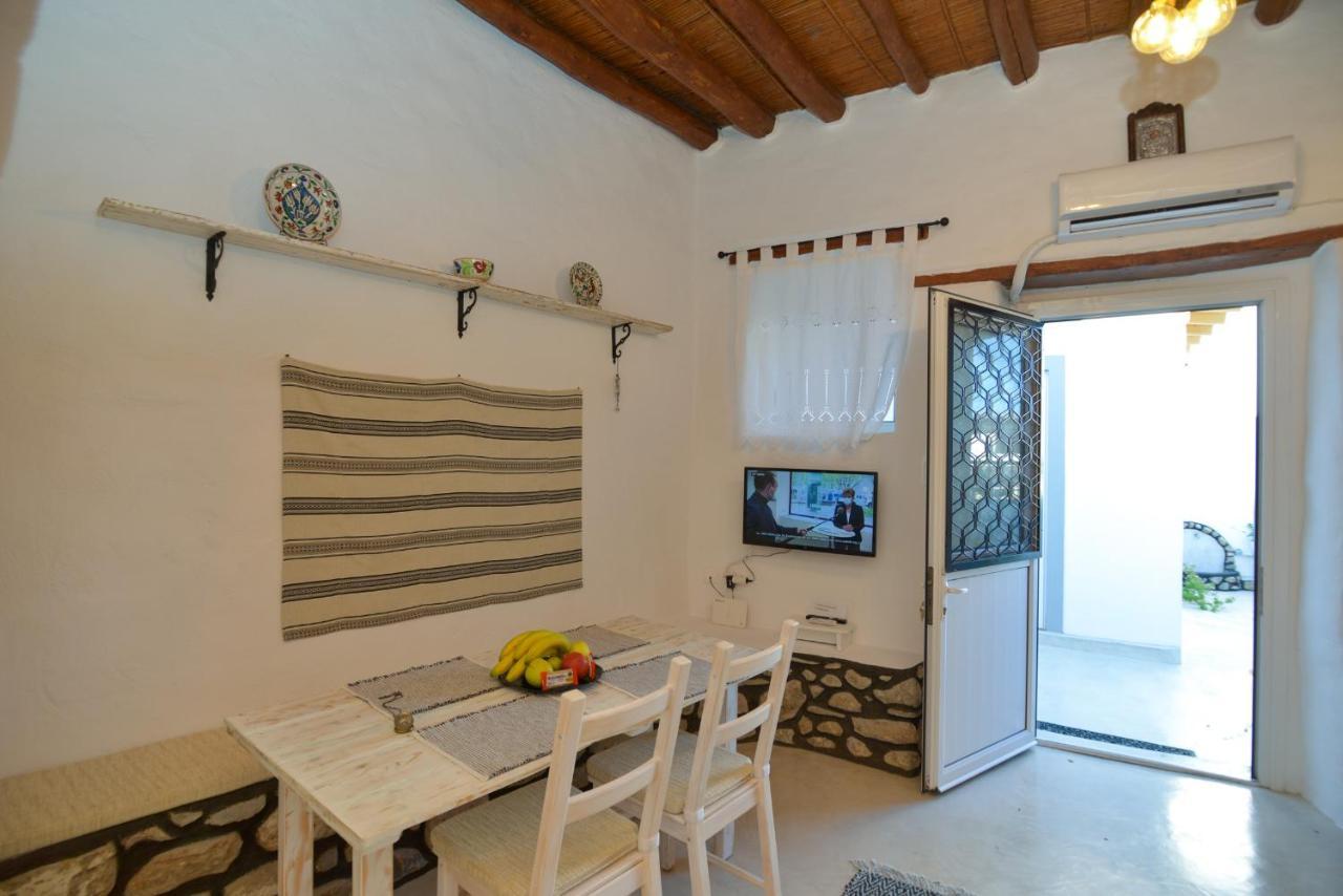 Rhodes Archangelos Traditional In With Private Yard Holiday home