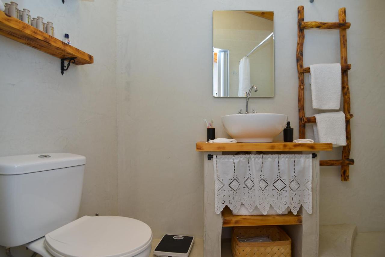 Semesterbostad Rhodes Archangelos Traditional In With Private Yard *