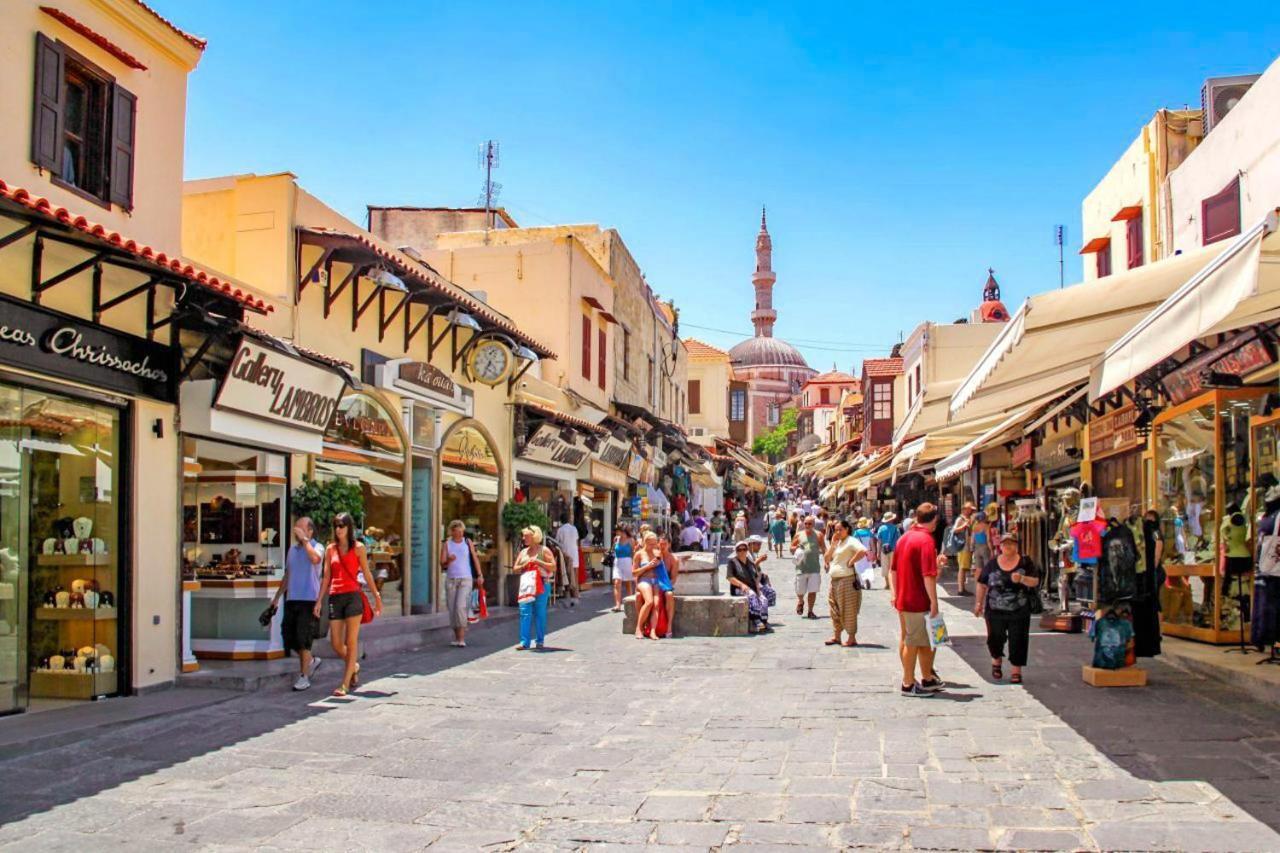 Semesterbostad Rhodes Archangelos Traditional In With Private Yard Archangelos (Rhodes)